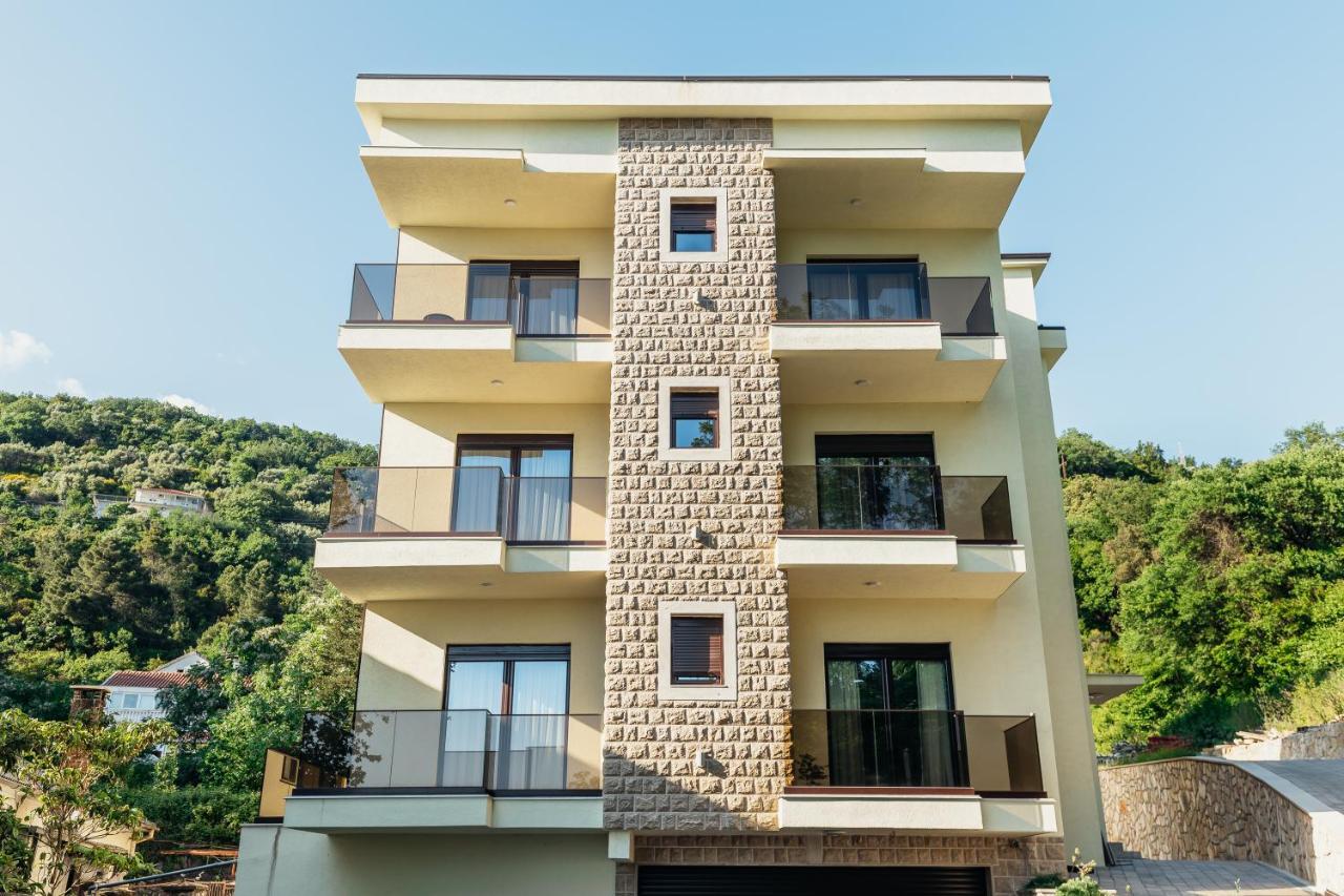 Green Valley Apartments Herceg Novi Dış mekan fotoğraf